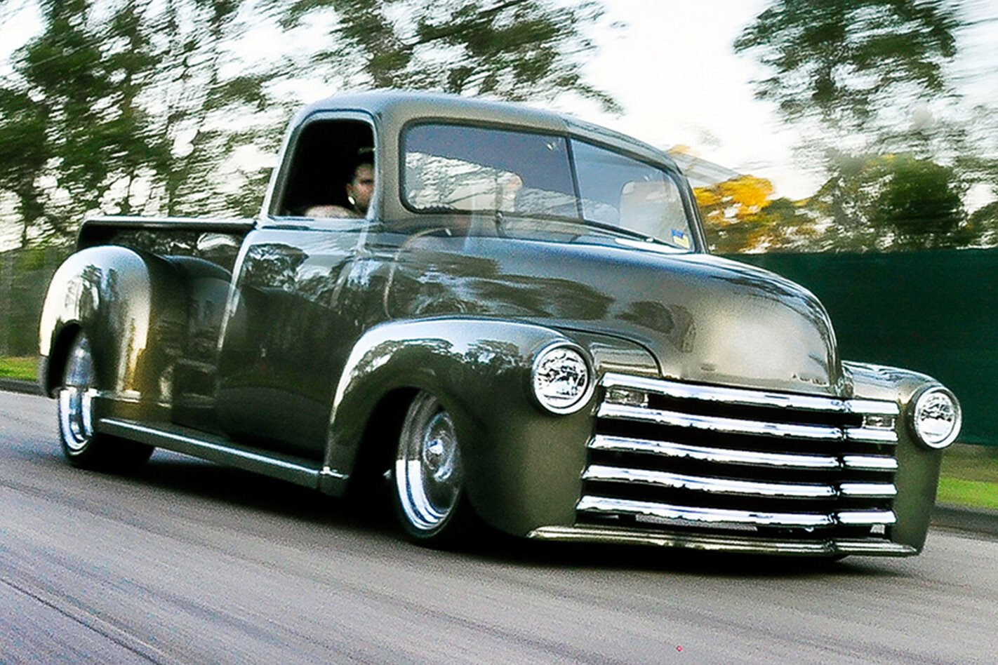 AARON GREGORY’S ’51 CHEVY PICK-UP