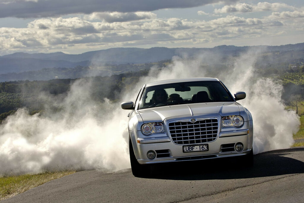 2011 Chrysler 300C Suffers A New Leak: Interior Revealed