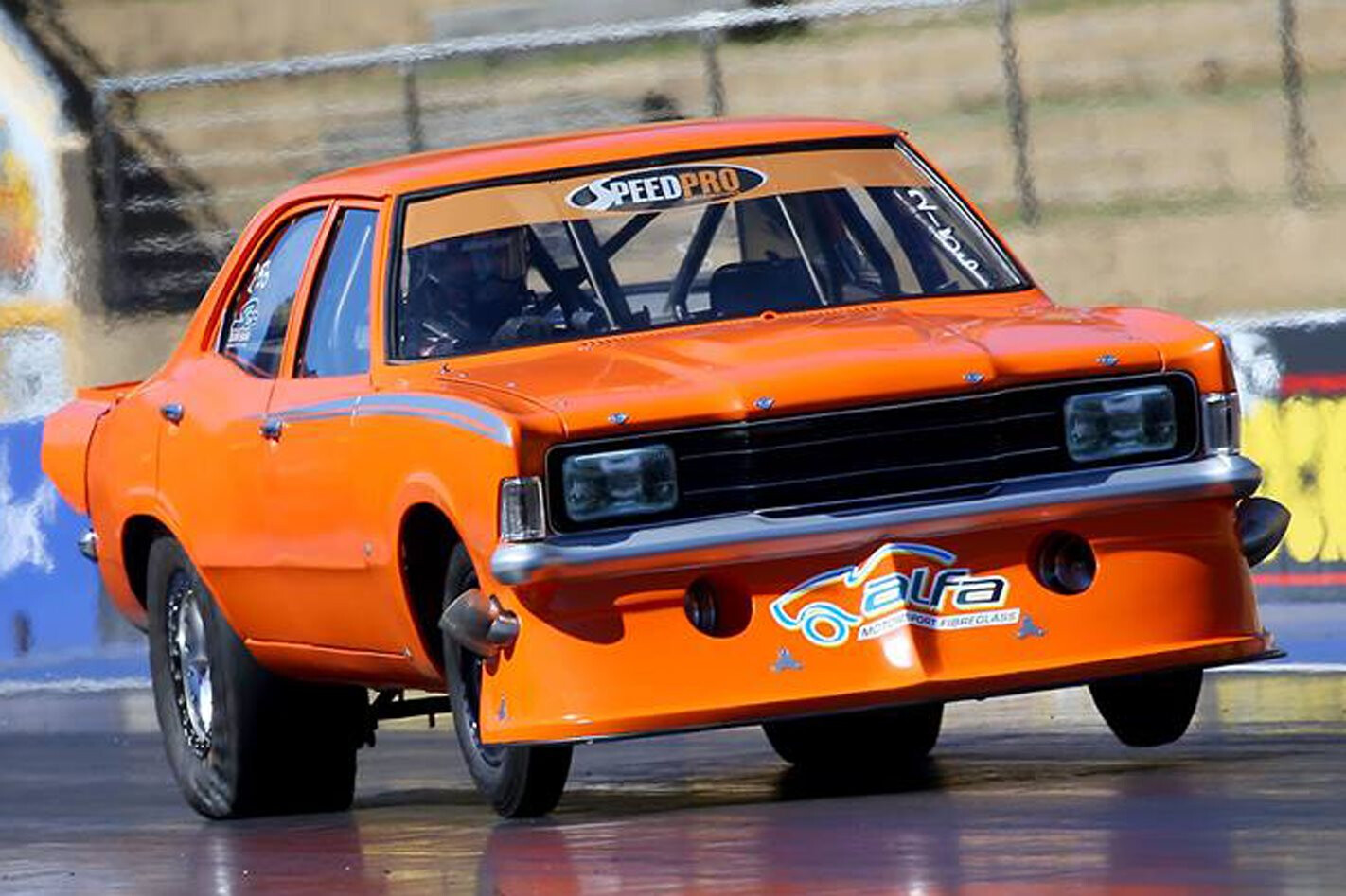 PAZZO’S FORD CORTINA SETS NEW RADIAL RECORD – VIDEO