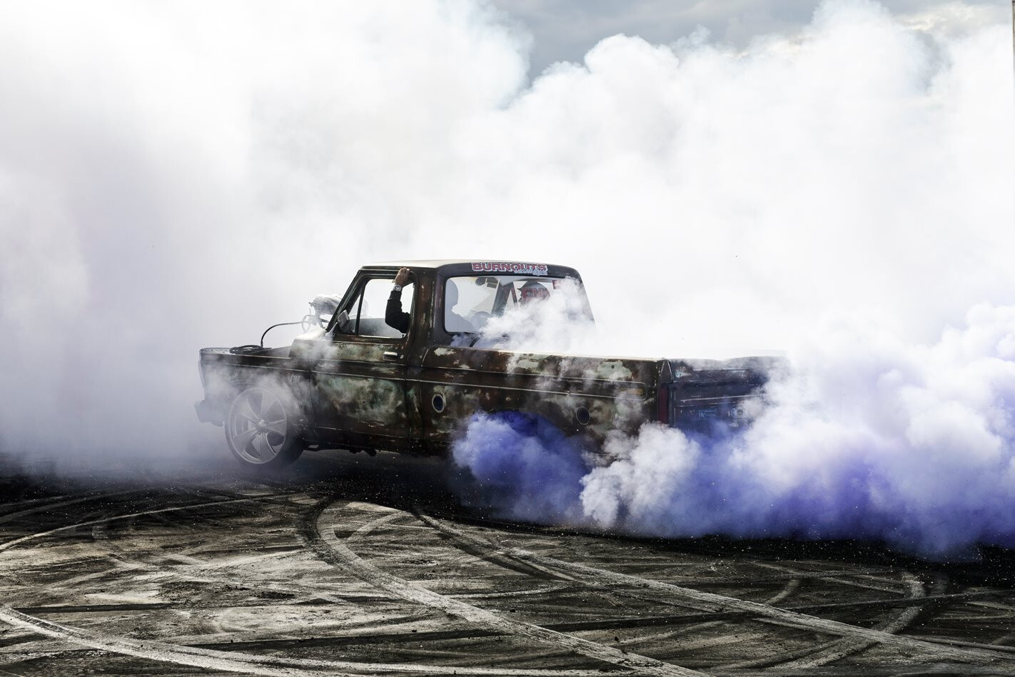 Peter Grmusa’s FDIS blown Ford F100 at Summernats 30 – video