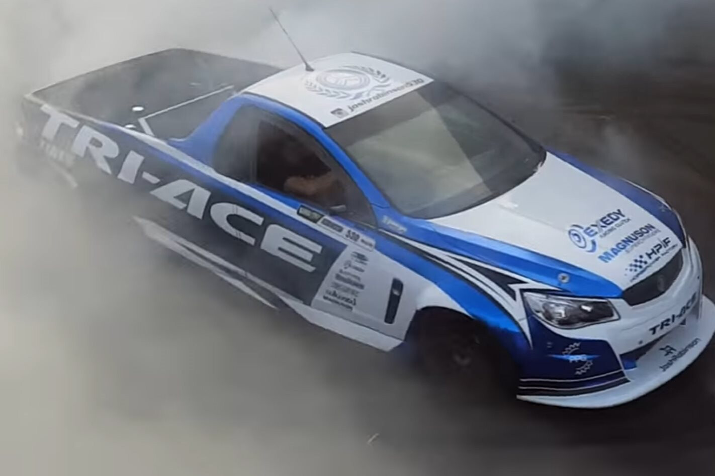FORMULA DRIFT CARBON-BODIED HOLDEN COMMODORE UTE – VIDEO