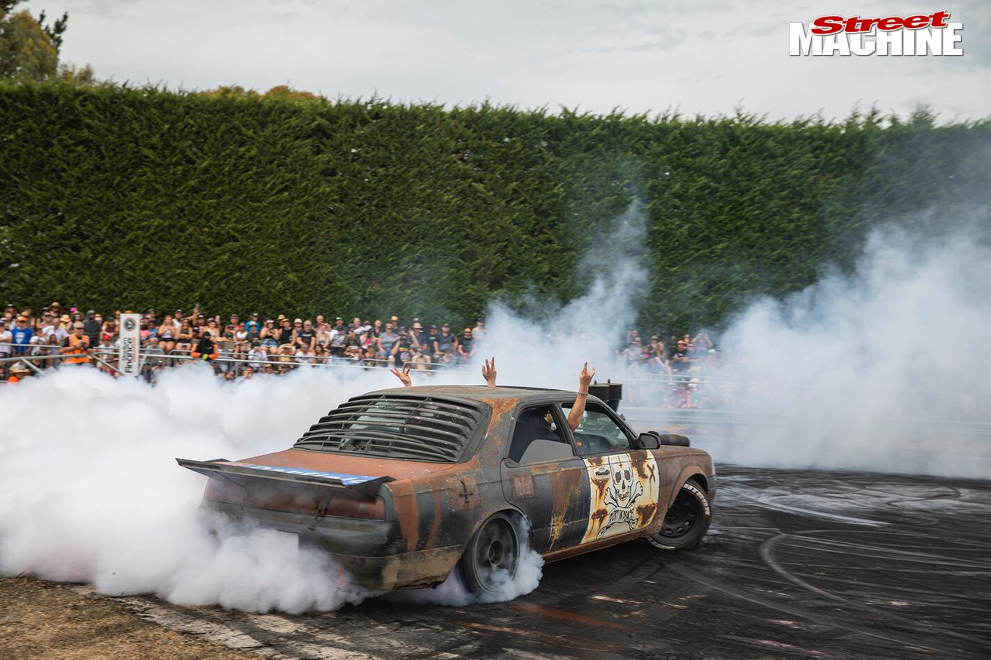 Muscle Car Madness burnouts in Rangiora, NZ – Video