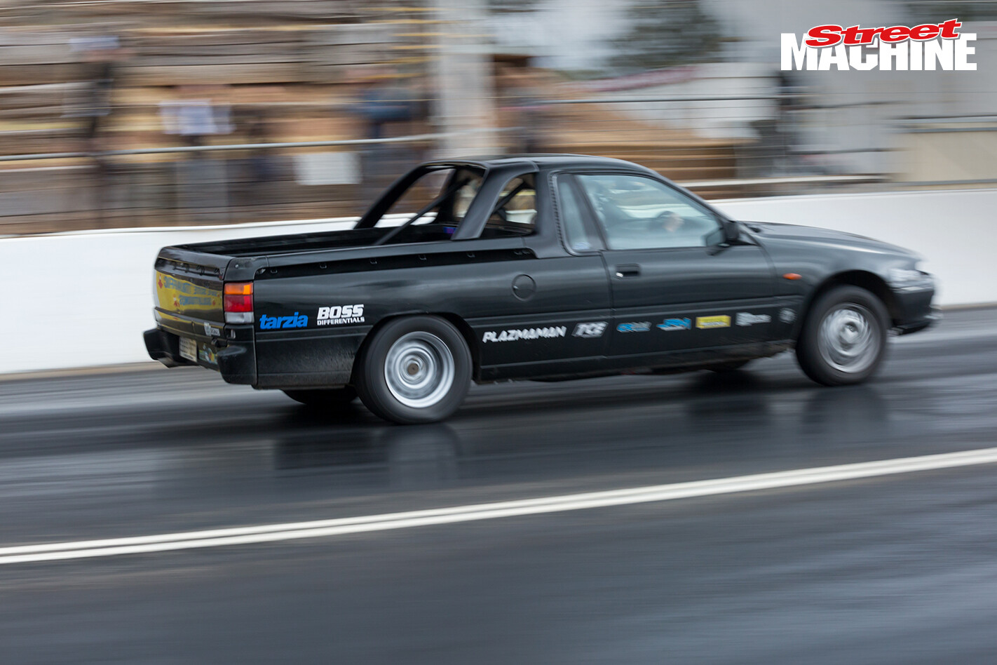 10-SECOND BARRA-POWERED HOLDEN UTE AT DRAG CHALLENGE – VIDEO