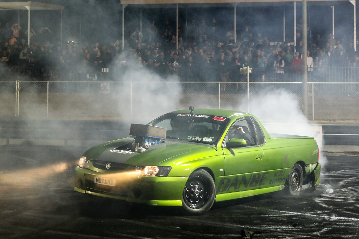 410ci sprint car engined VY Ute burnout car – Video