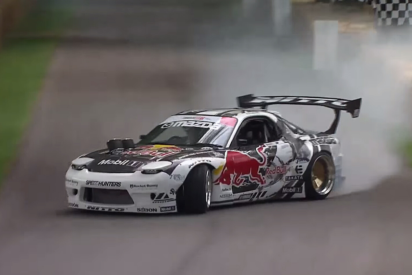 VIDEO: MAD MIKE SMOKES GOODWOOD WITH FOUR-ROTOR RX-7