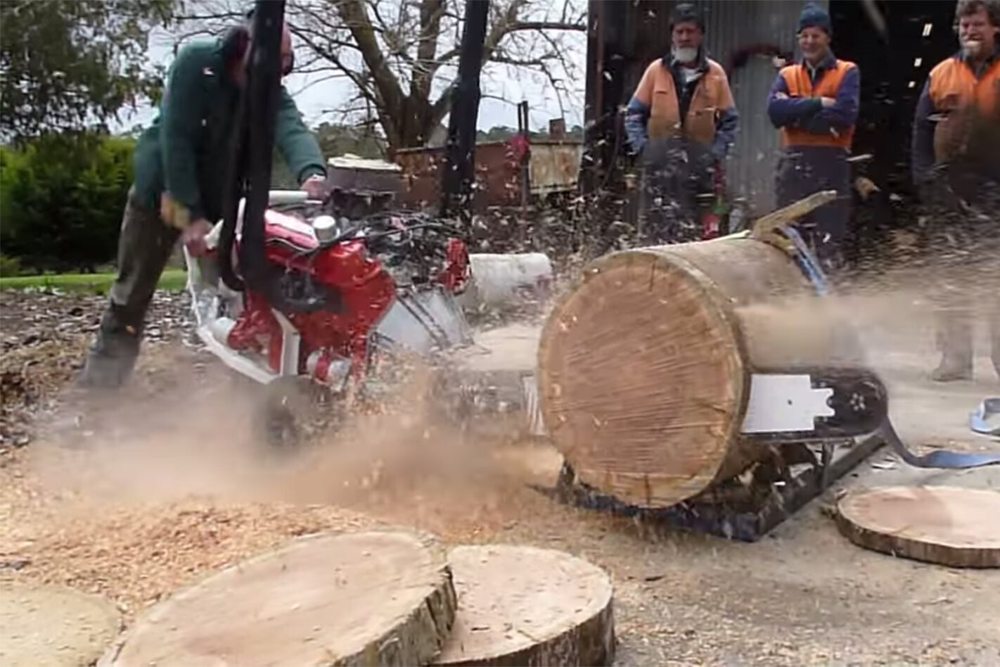 V8 CHAINSAW IS AUSSIE ENGINEERING AT ITS FINEST