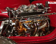 1933 Ford roadster engine
