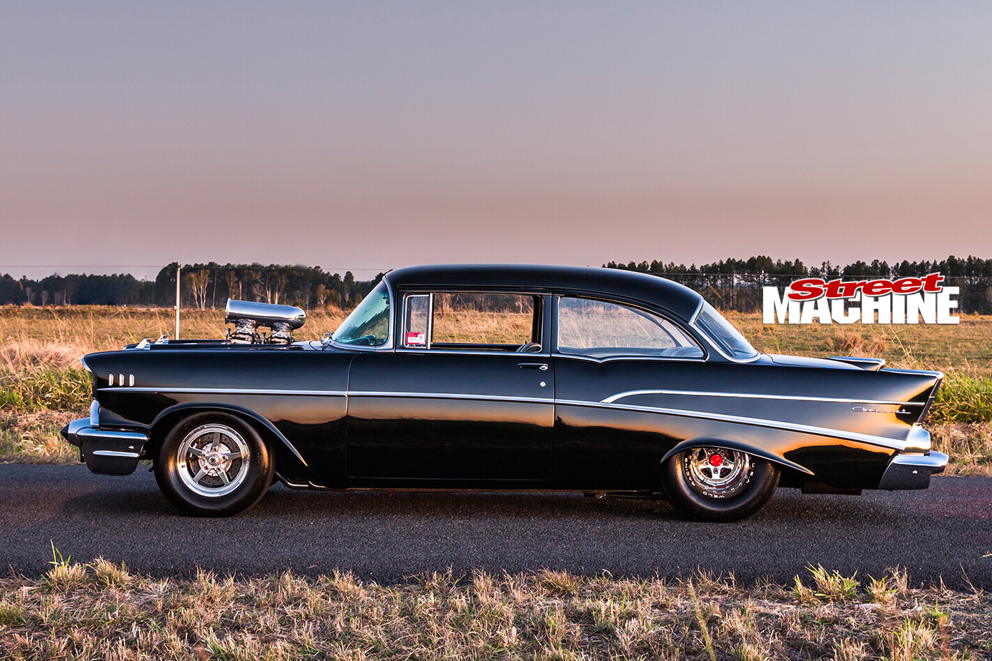 1957-Chevrolet -side -view