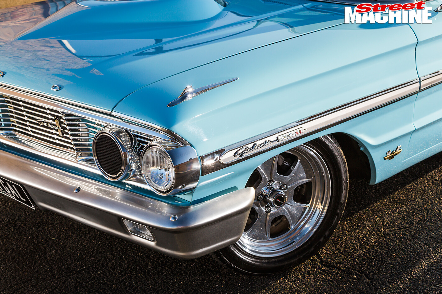 1964-ford -galaxie -500xl -frong -angle -detail