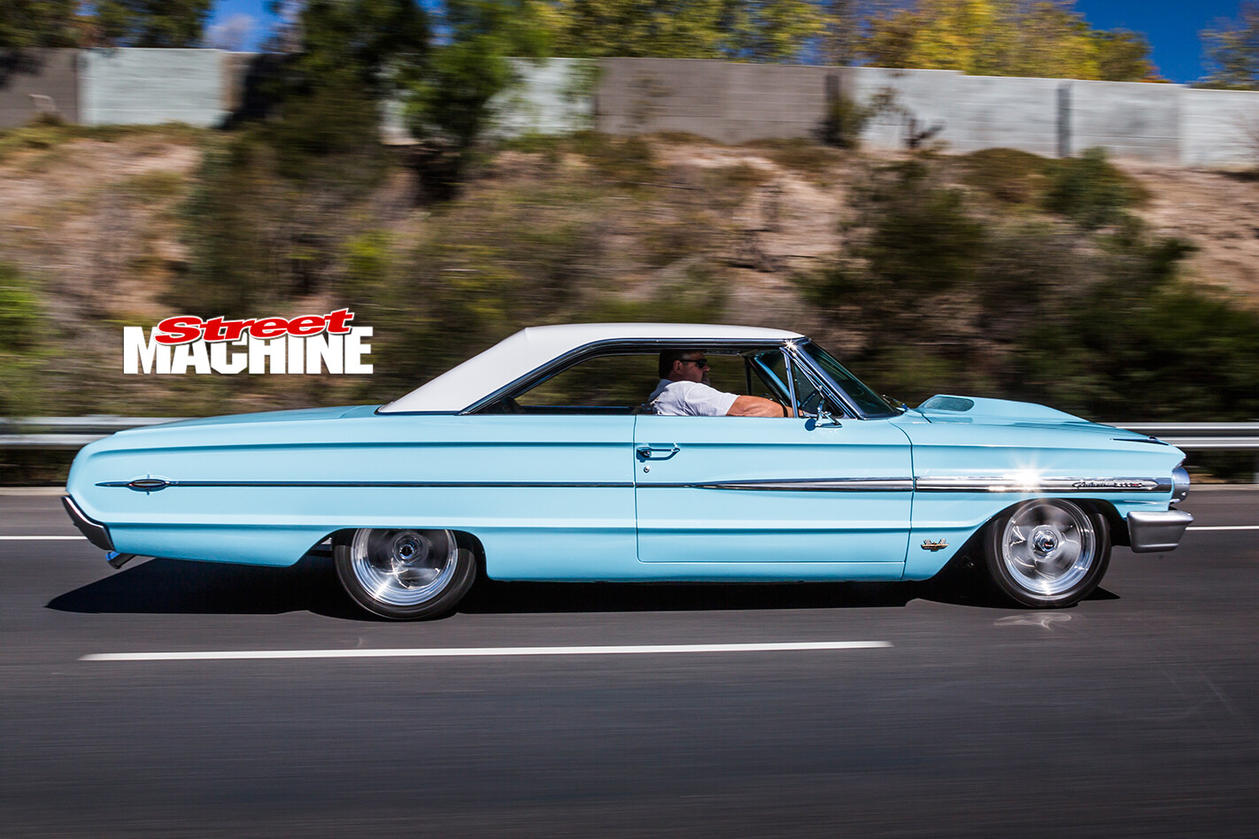 1964-ford -galaxie -500xl -onroad -side