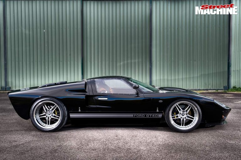Blown turbo 1966 Ford GT40 MkII replica Blown turbo 1966 Ford GT40 MkII replica