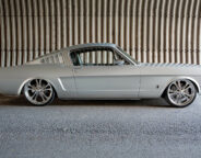 Ford Mustang side view