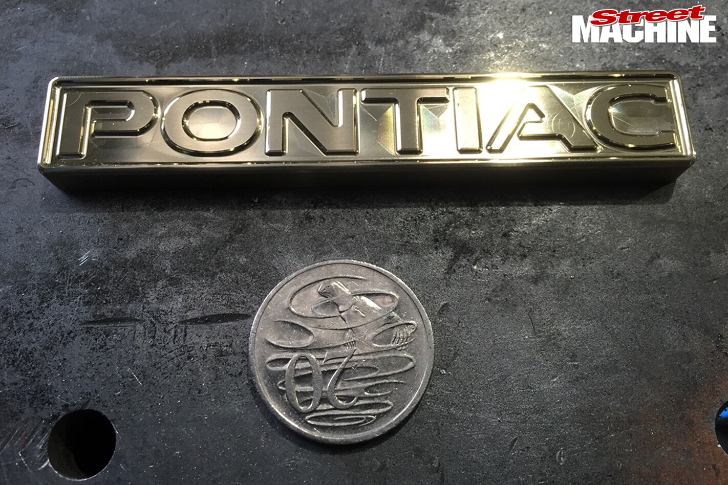 40-Pontiac -Laurentian -build -pontiac -badges