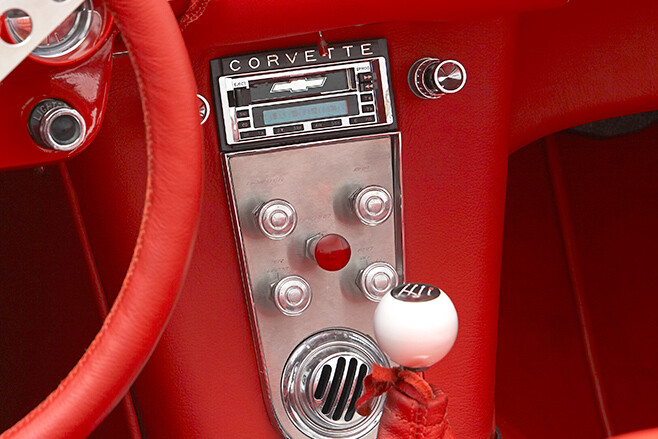 Chev Corvette console