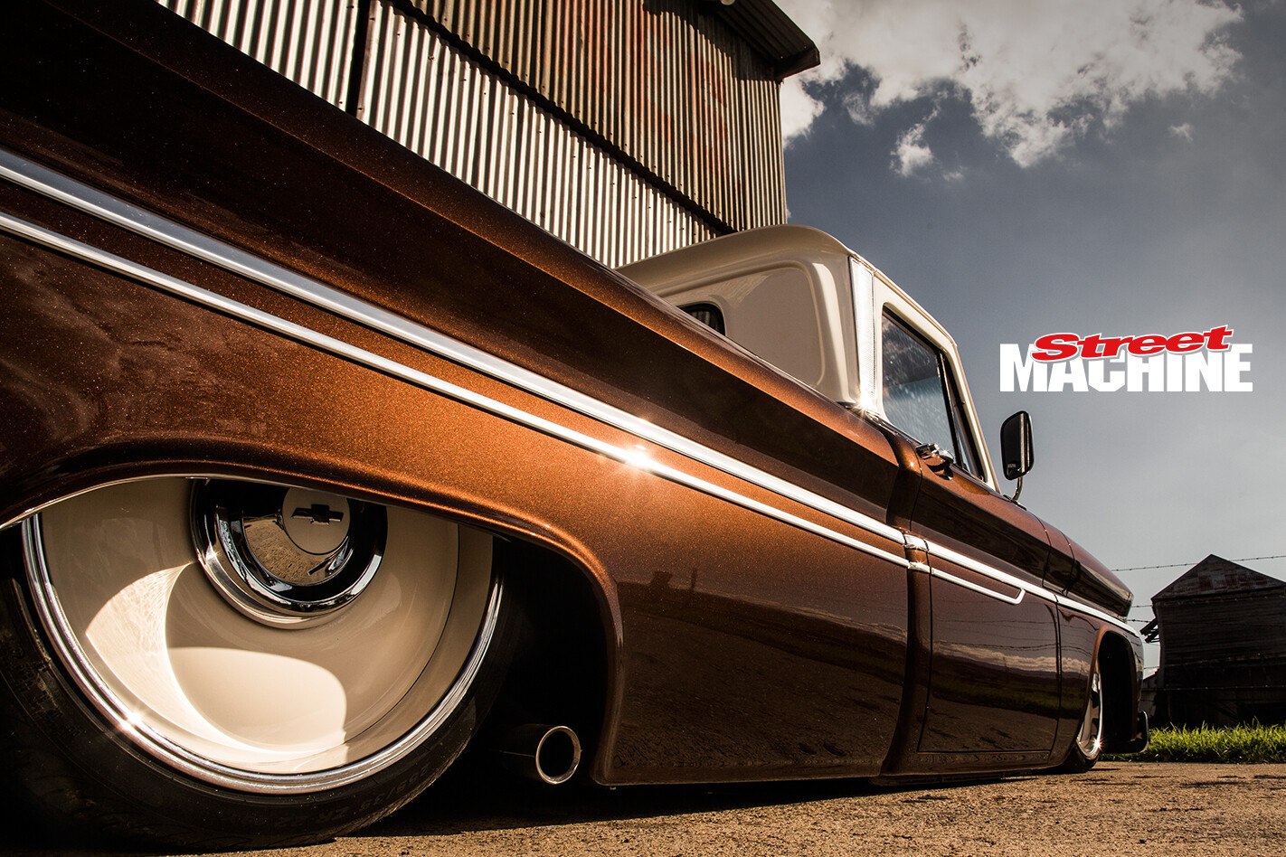 Chevy C10 Pick Up Custom Low LS1 2