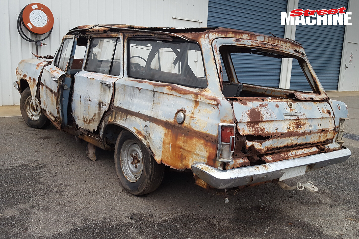 EH Holden Wagon Rusty 6