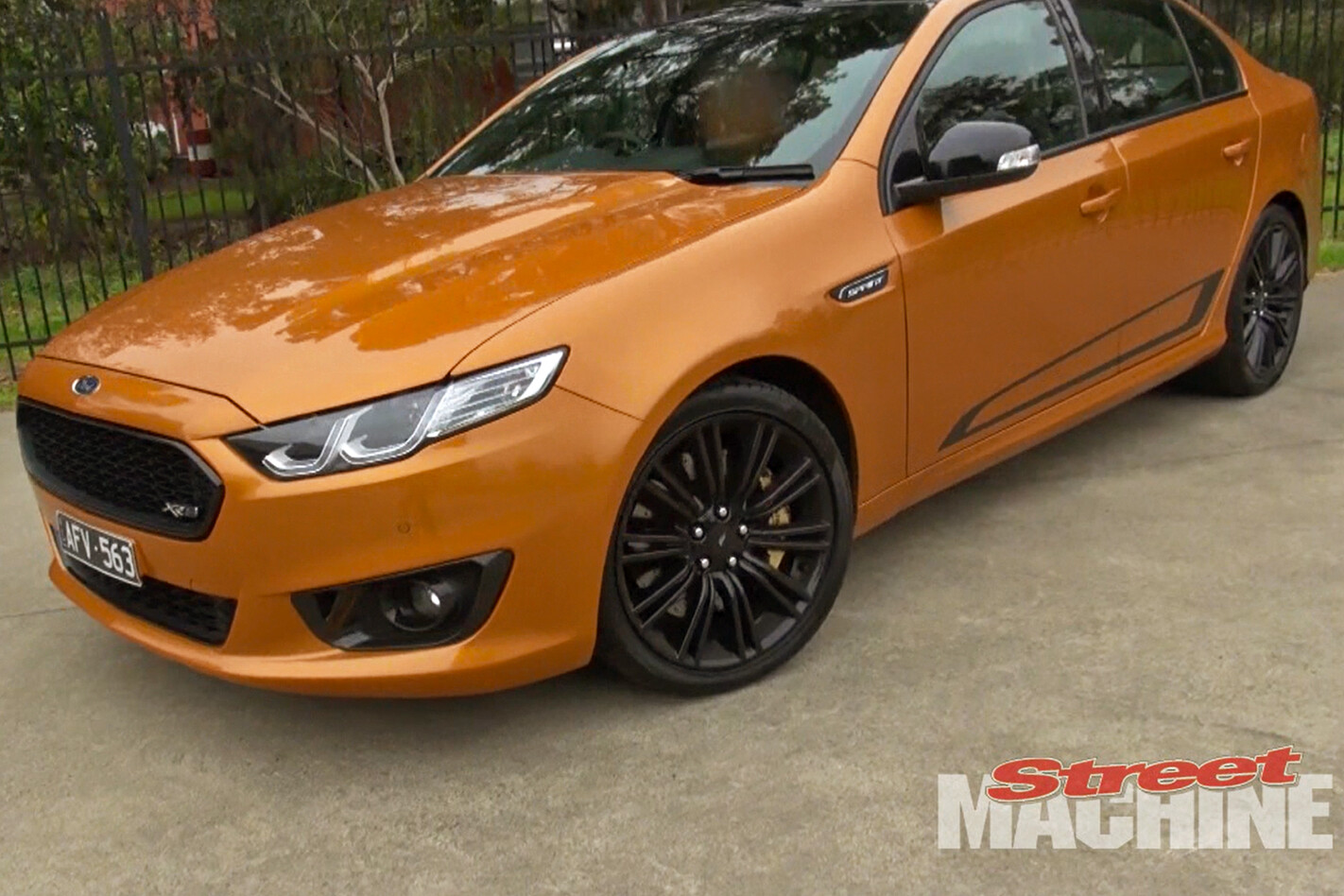 Falcon XR8 Sprint front