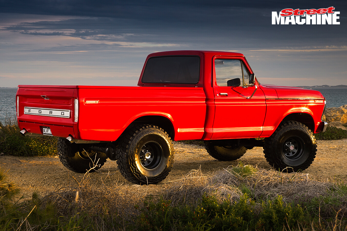 Ford F100 Lifted 351 8