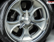 Ford F100 wheel