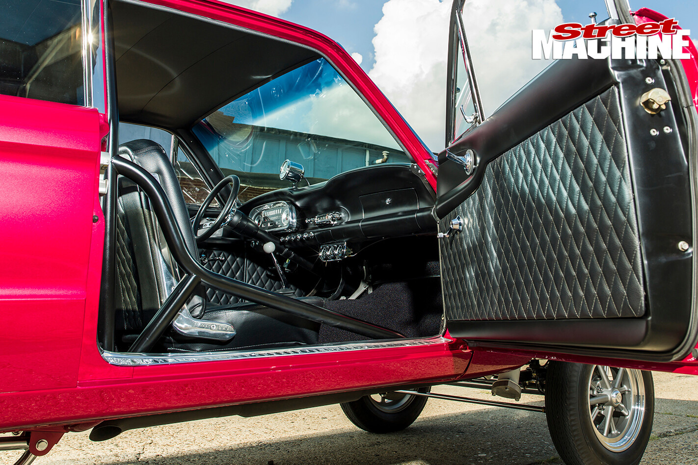 Ford -Falcon -gasser -interior -2