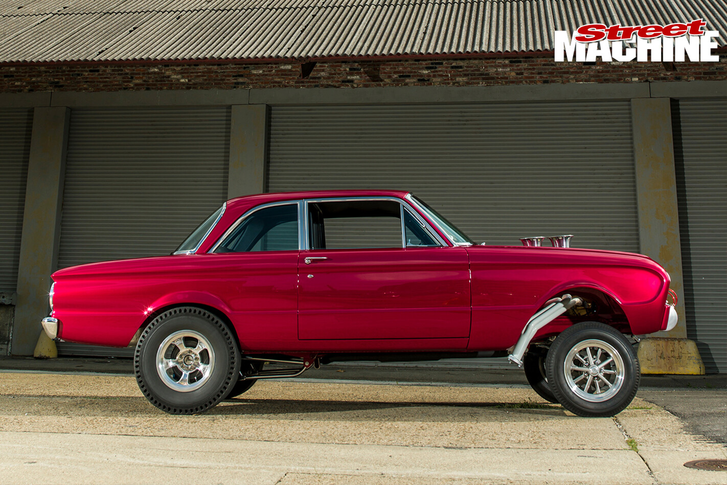 Ford -Falcon -gasser -side