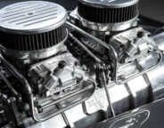 Ford Falcon XC hardtop engine