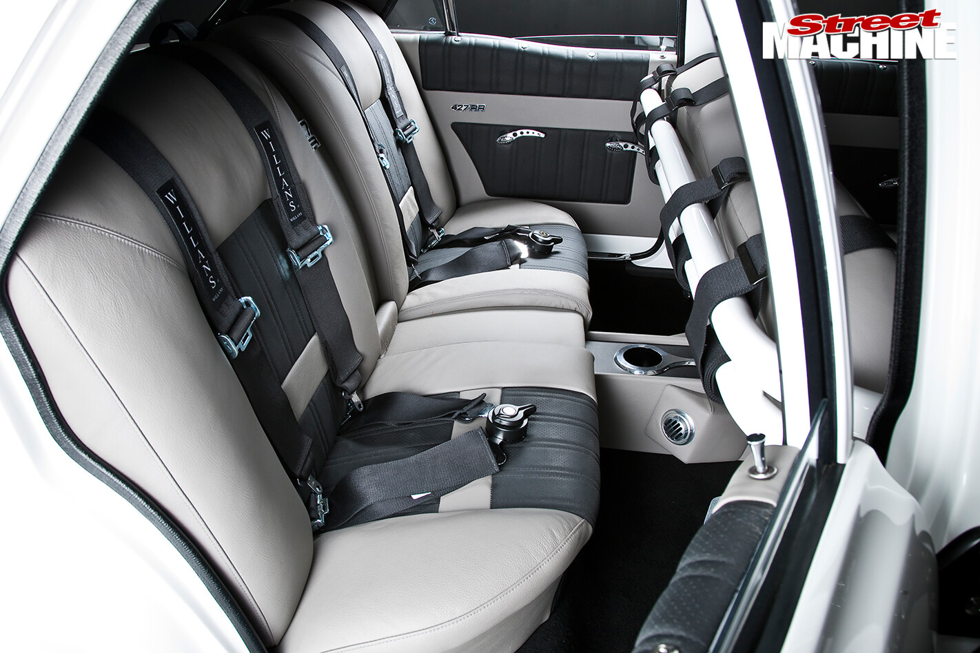 Ford -Falcon -XY-Elite -interior -rear