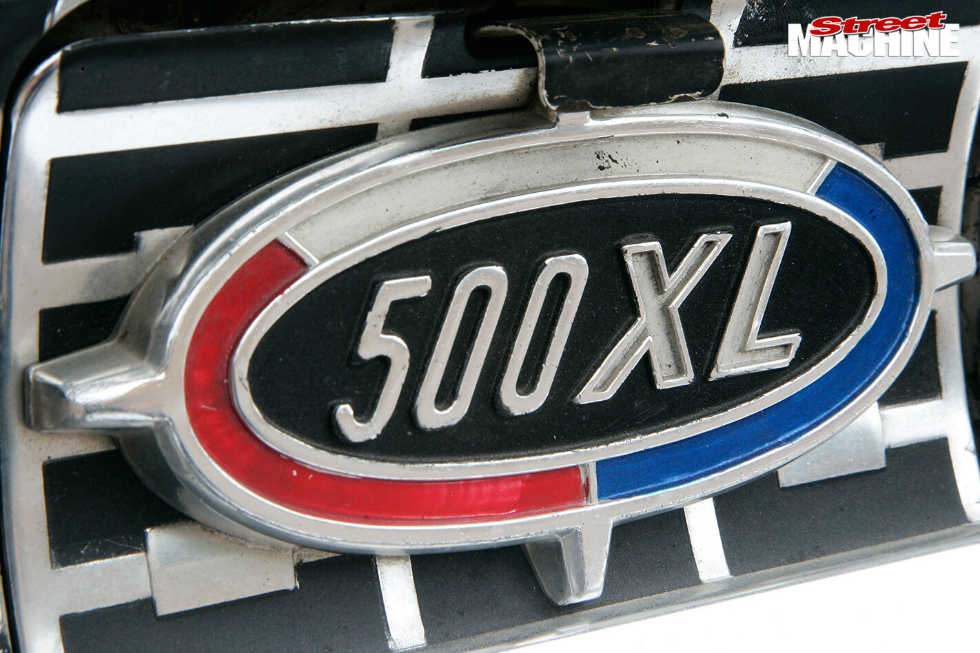 Ford Galaxie XL500 badge