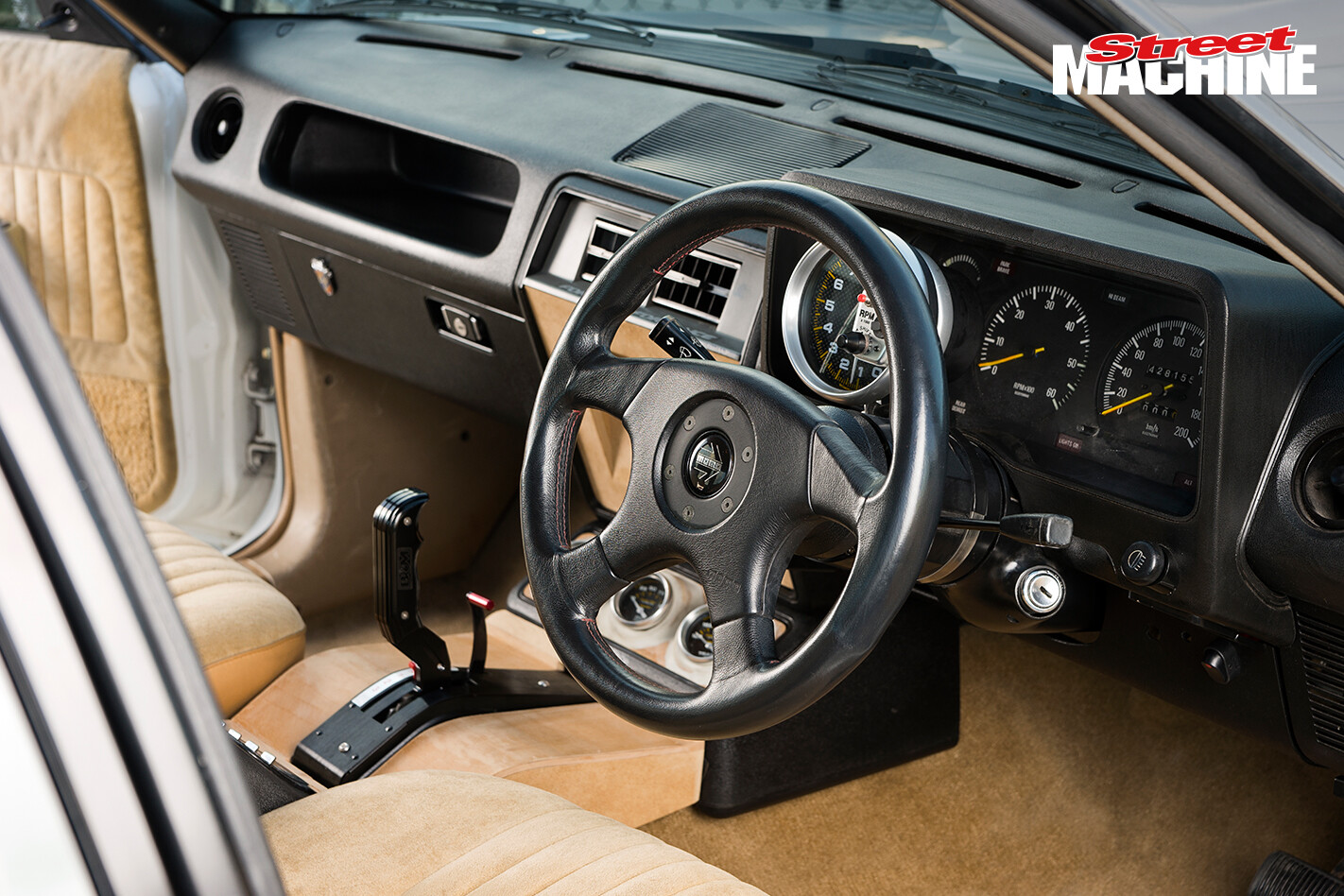 Ford XD Fairmont Ghia 351 Interior