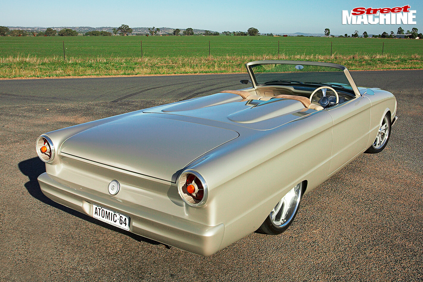 Ford -xm -convertible -rear -angle