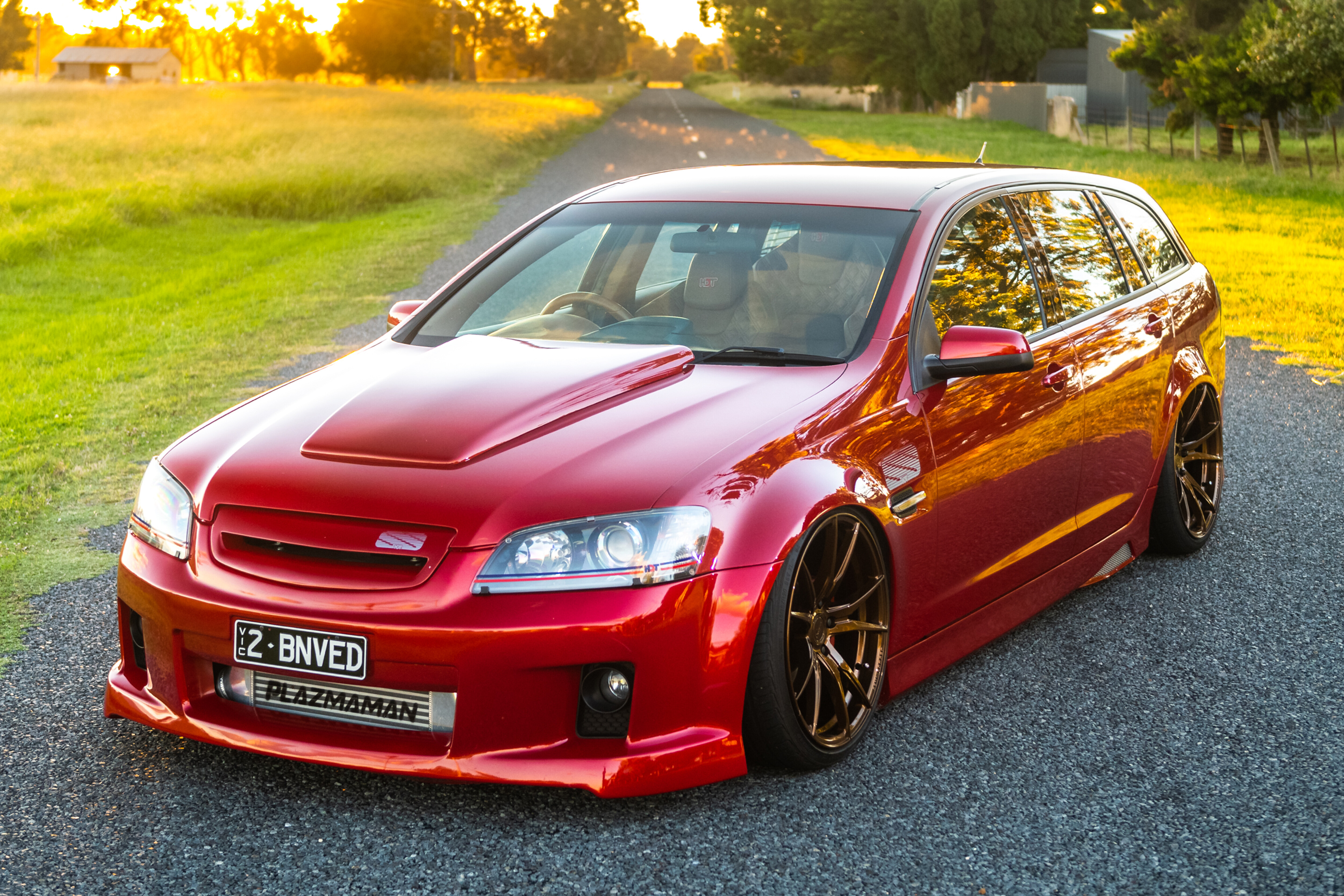 Street Machine Features Glenn John Tronc Ve Wagon Paint Crop