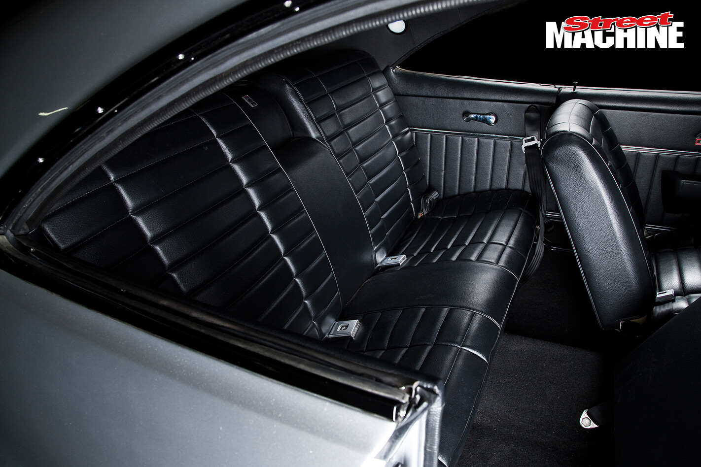 Holden HG Monaro GTS 355 V8 Interior 2