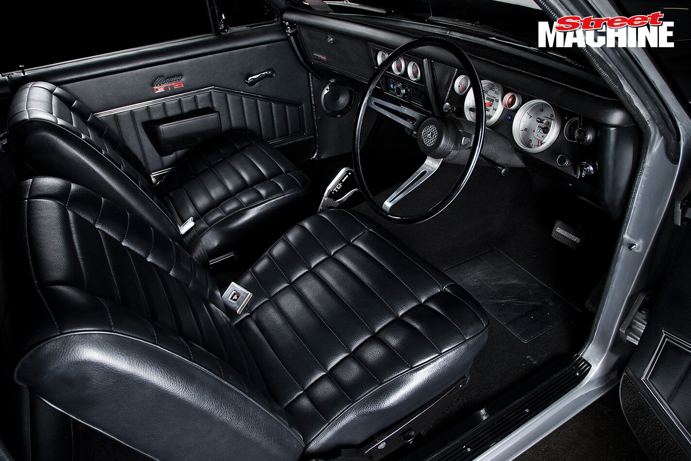 Holden HG Monaro GTS 355 V8 Interior 5