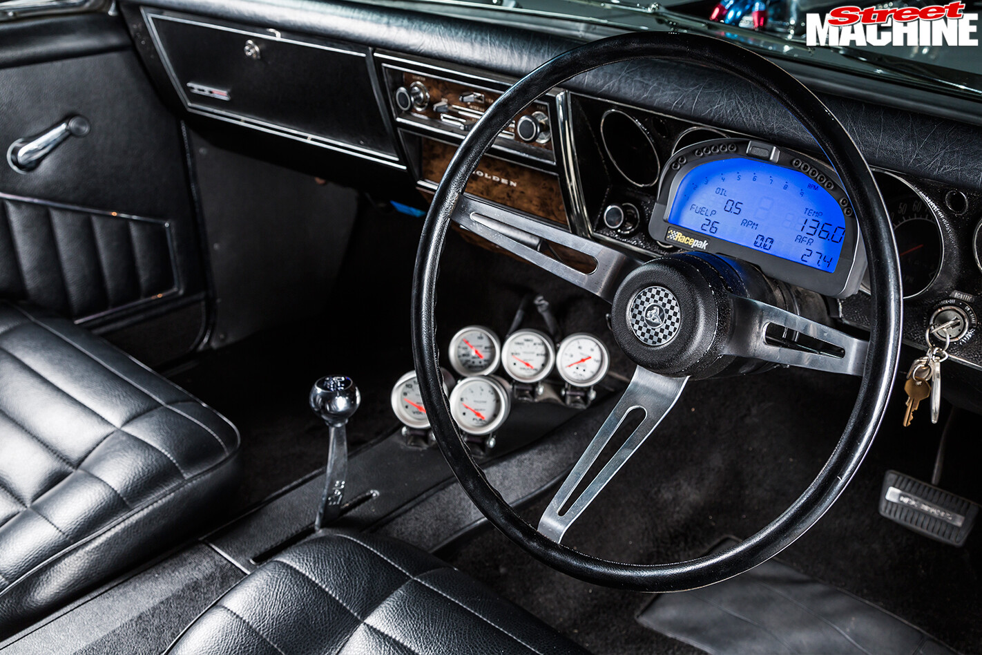 Holden -HG-Monaro -interior -front -dash