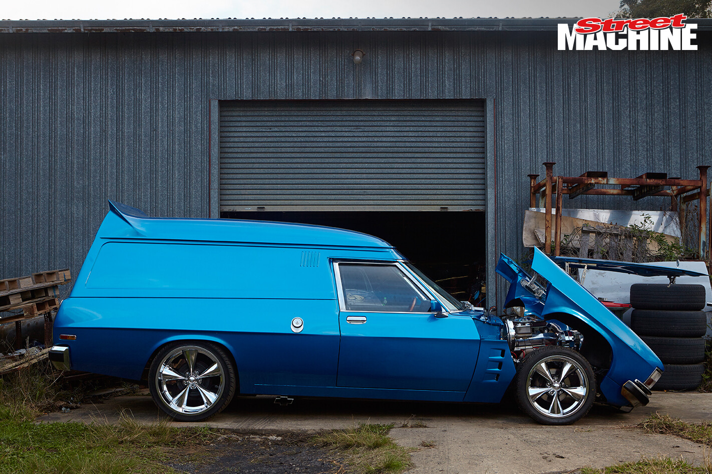 Holden Panel Van Blue Tilt 1