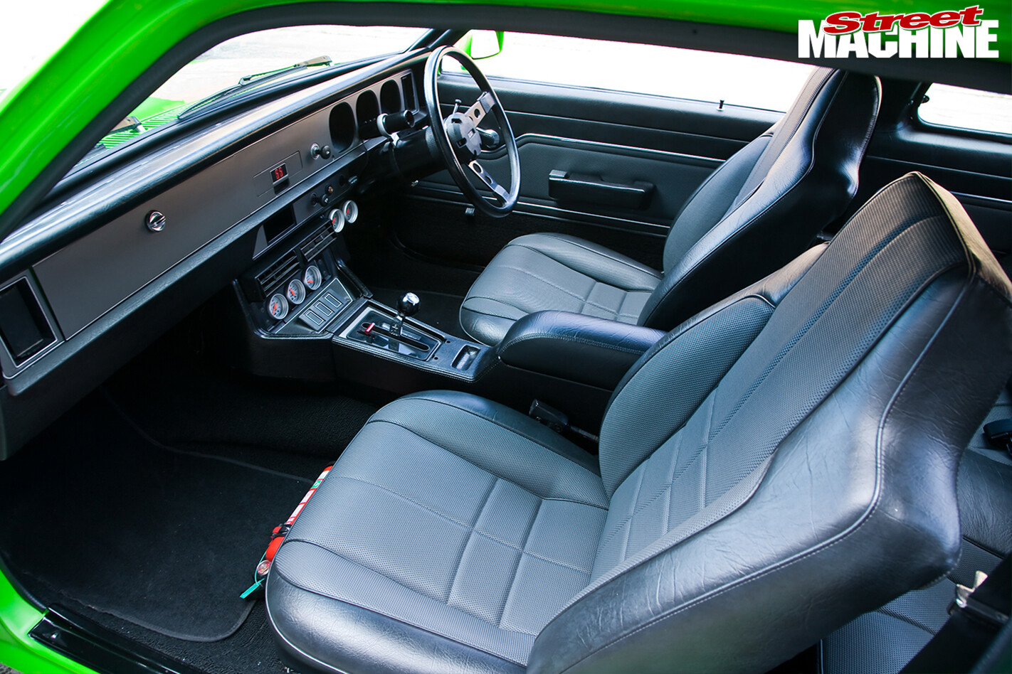 Holden -Torana -LX-Hatch -front -interior -front -passenger