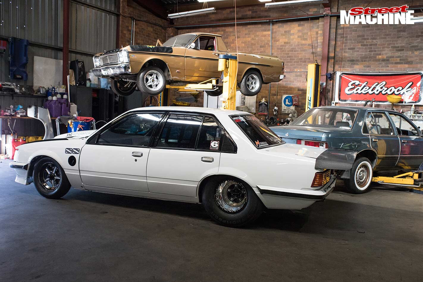 holden vh commodore side