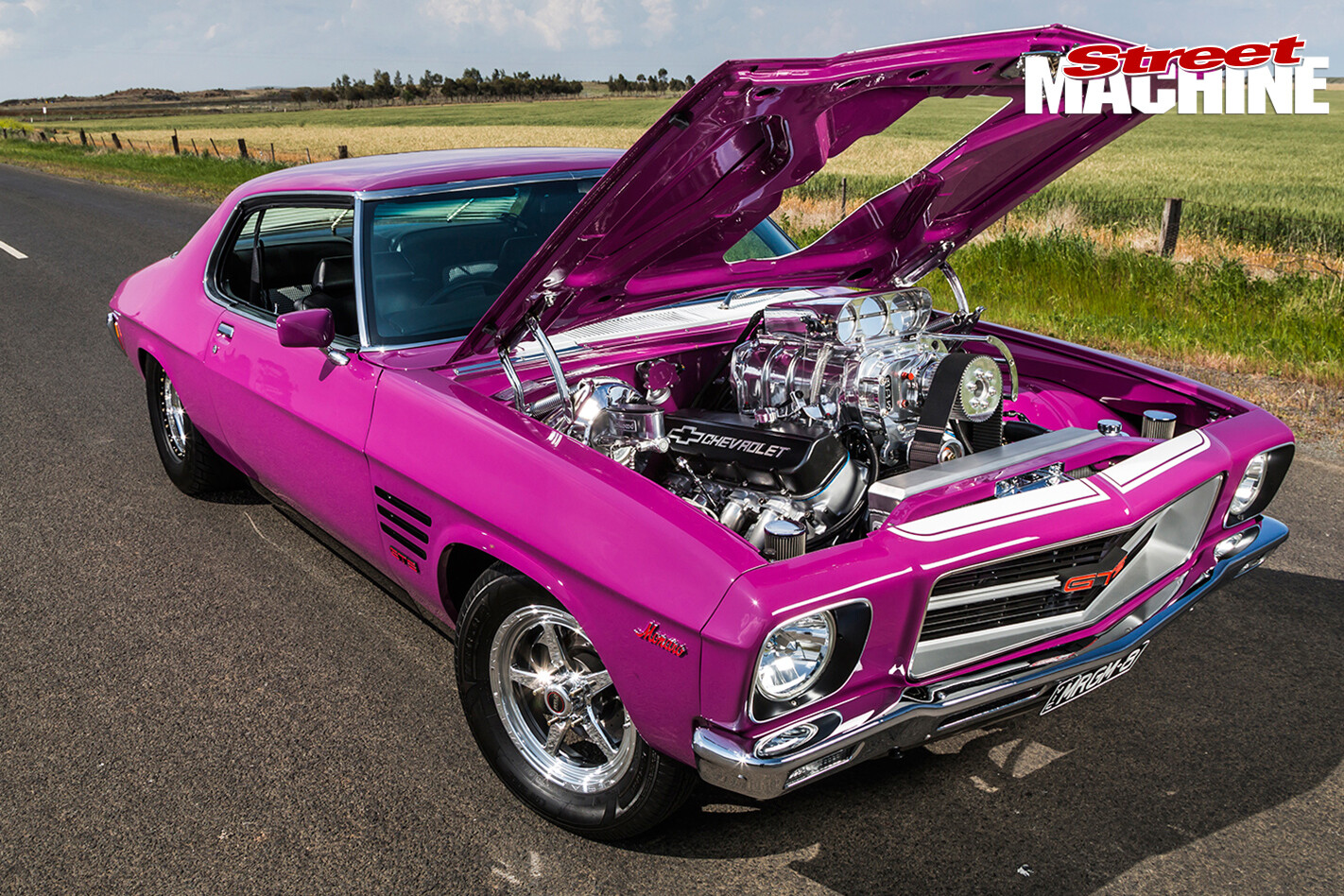 HQ-Monaro -GTS-bonnet -up