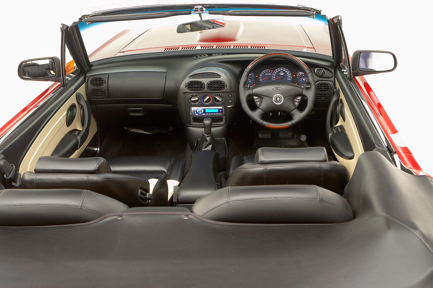 Marshall -Perron -Pro -Touring -Mustang -interior