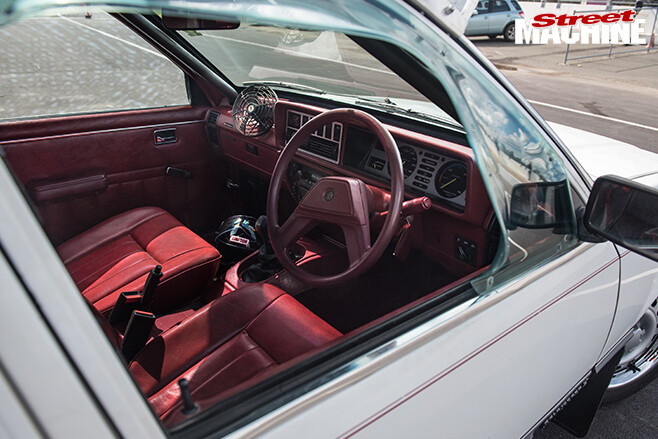 Performance car mania white holden l series VC commodore sleeper interior