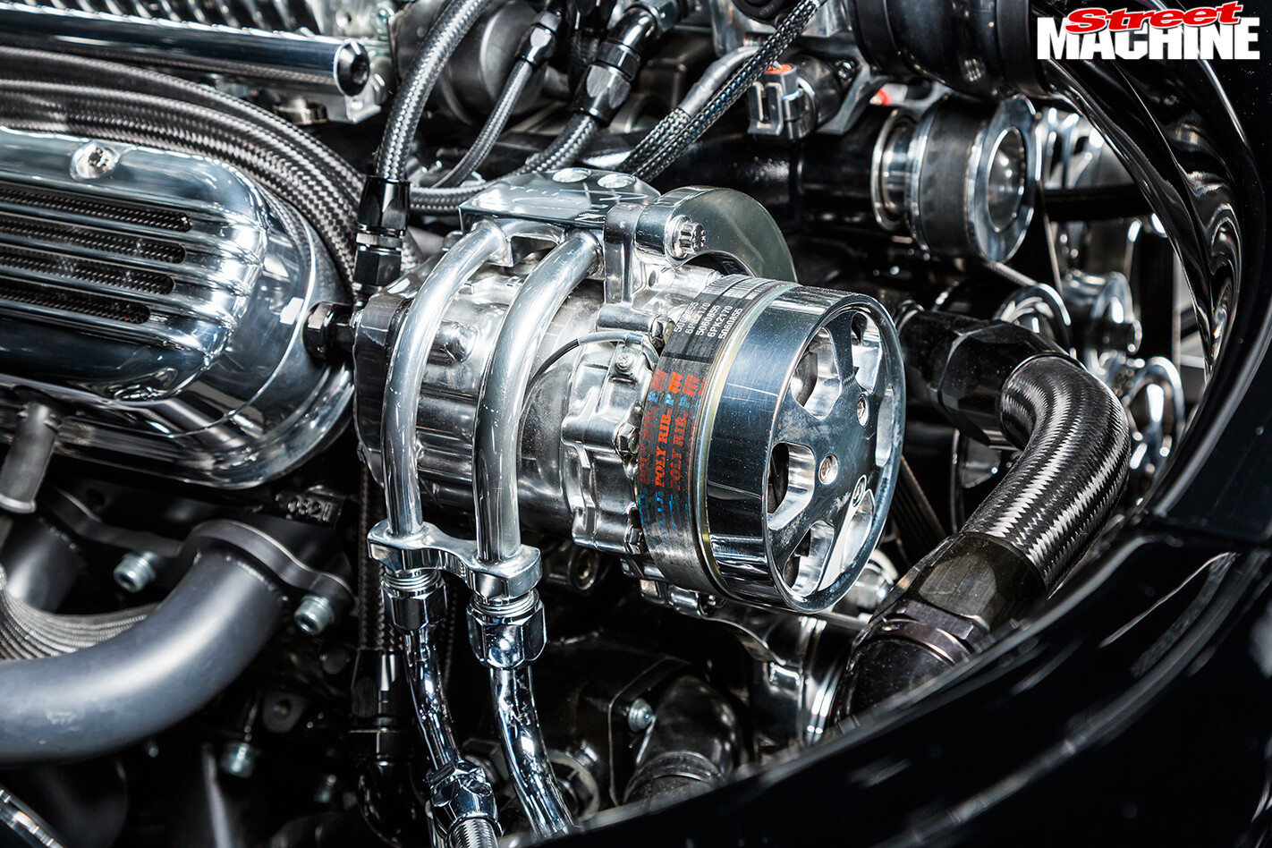Pontiac -Laurentian -engine -detail