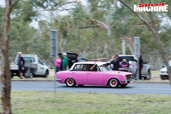 Red -centre -nats -pink -toyota Corona