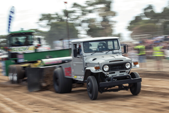 Toyota Land Cruiser FJ