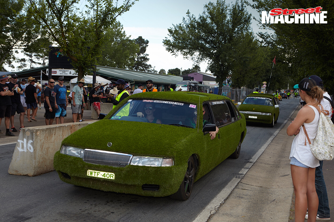 VN Commodore Grass Car Summernats