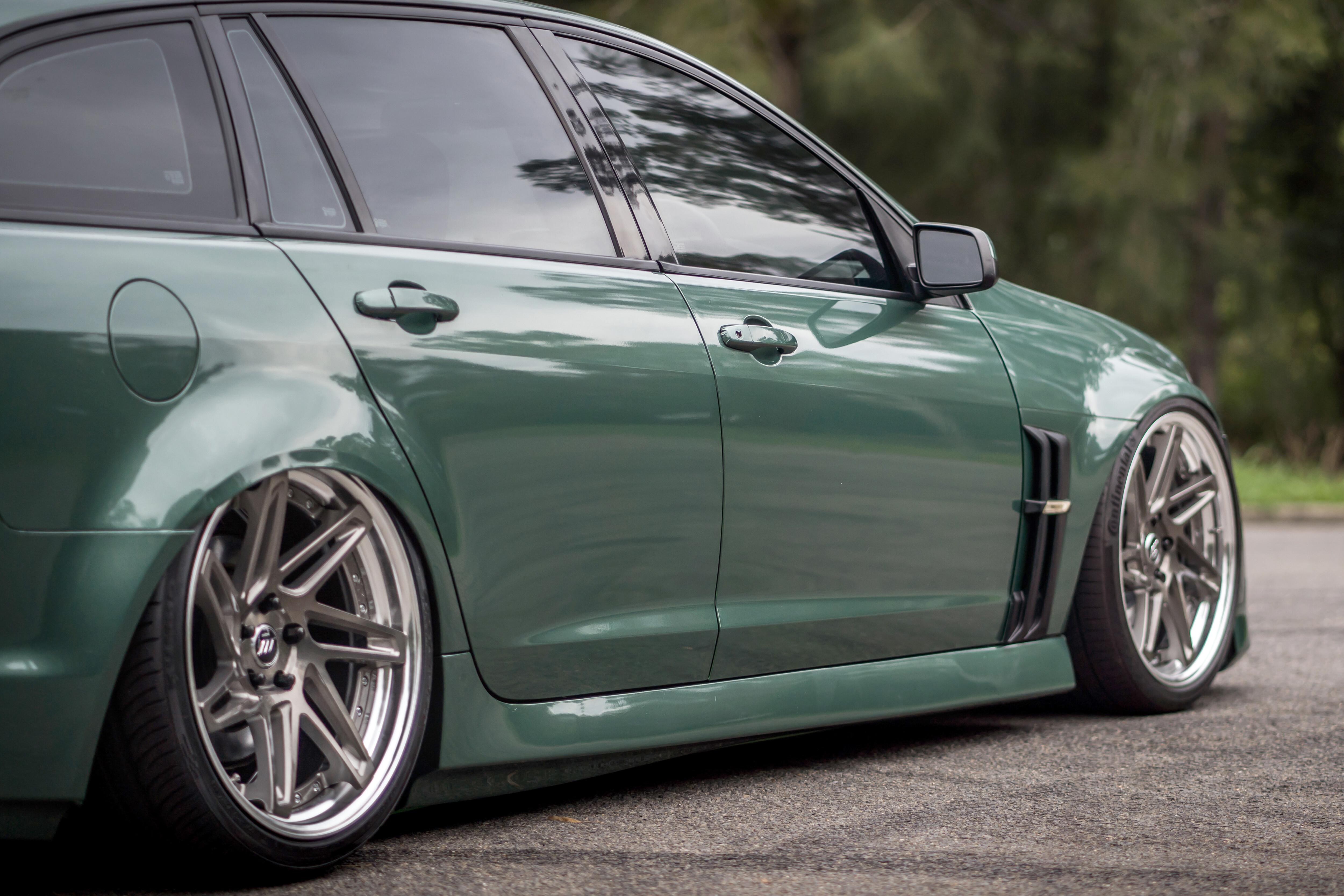 a10b14e2/wheels tech commodore wagon crop jpg